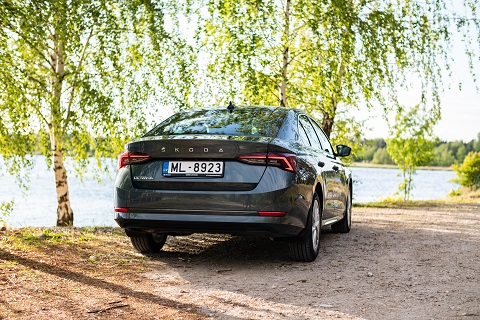 skoda-octavia-2020_shutterstock_1768023929_north-monaco_redakcni__480x320pxl.jpg