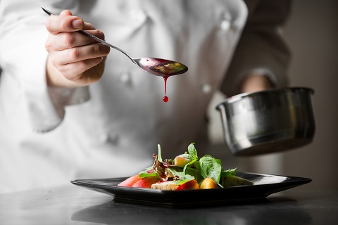 sefkuchar-pokrm_shutterstock_299406014_480x320pxl.jpg