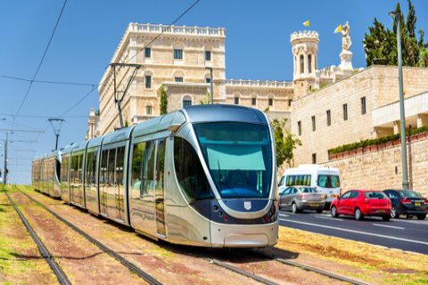 tram_shutterstock_462474484__480x320pxl.jpg