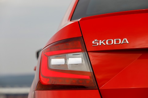 skoda-octavia-2019_shutterstock_1570516459_otomobil_redakcni__480x320pxl.jpg
