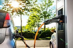 elektromobil-nabiti_shutterstock_1517572181_petair__480x320pxl.jpg