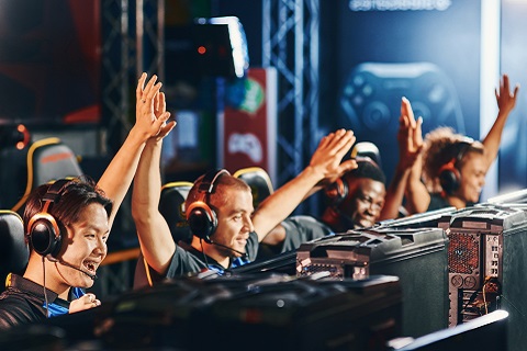 gaming_shutterstock_2343420331_480x320pxl.jpg