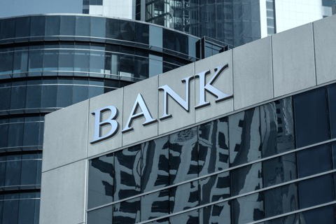 banka_574713295__480x320pxl.jpg