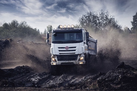 TATRA-PHOENIX_hd.jpg