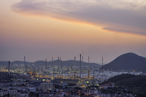 447275428-prumyslova-zona__480x320pxl.jpg