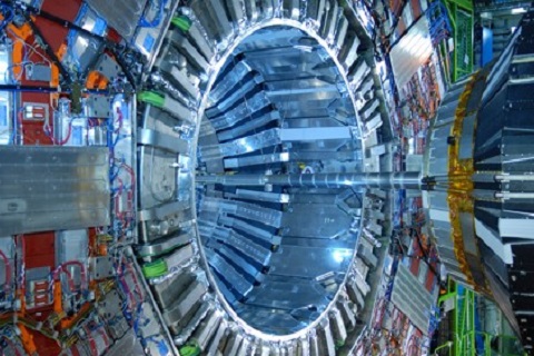 CERN_shutterstock_1287557650-redakcni__480x320pxl.jpg